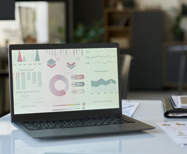 financial charts and diagrams on screen 2026 01 09 06 50 49 utc scaled