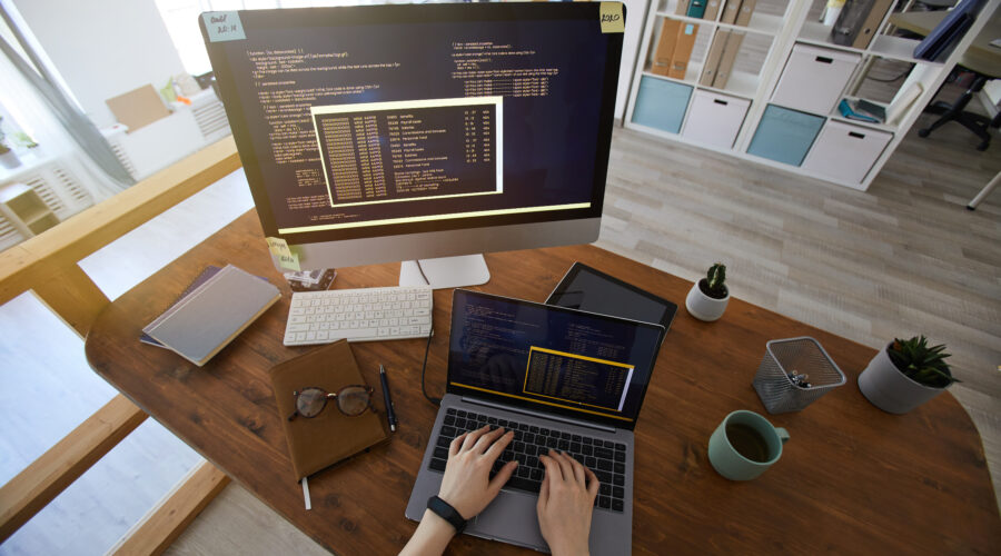 it developer at workplace above view 2026 01 09 01 09 48 utc scaled