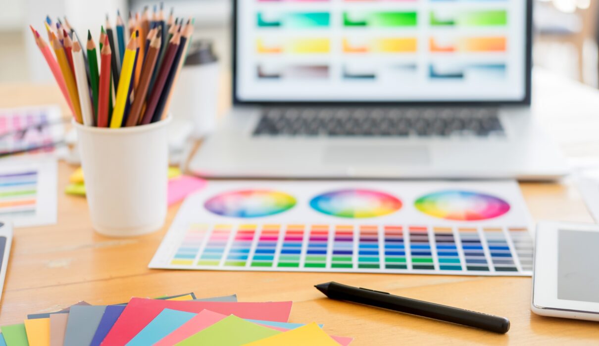 team web designer working drawing something on gra 2026 01 08 07 56 53 utc scaled