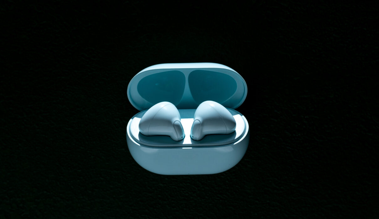 wireless headphones on black background wireless 2026 03 16 00 39 53 utc